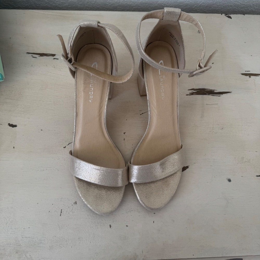 CL by Laundry Women's Gold Metallic Block Heel Ankle Strap Sandals Size 9.5 - Picture 2 of 7